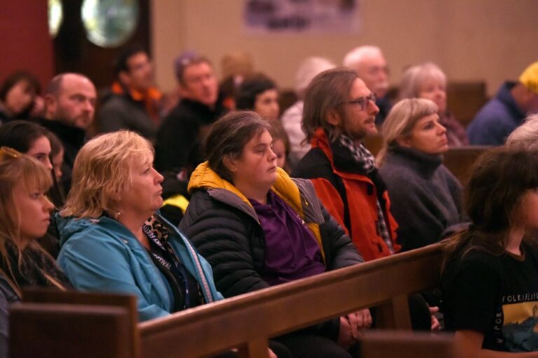 Dark Skies SC_1437 (Copy)