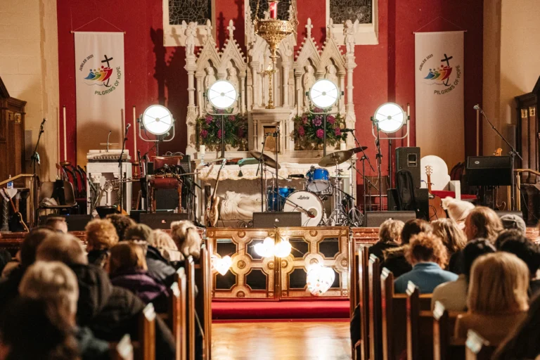 Lantern Walk & Kila Concert (26)_compressed